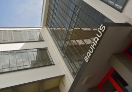 Escola de Arte Bauhaus e Universidade Bauhaus-Weimar